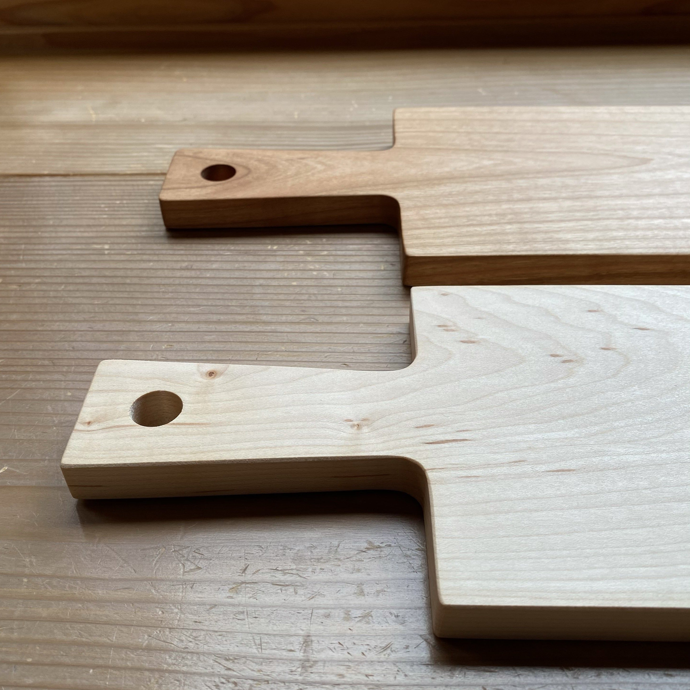 カッティングボード