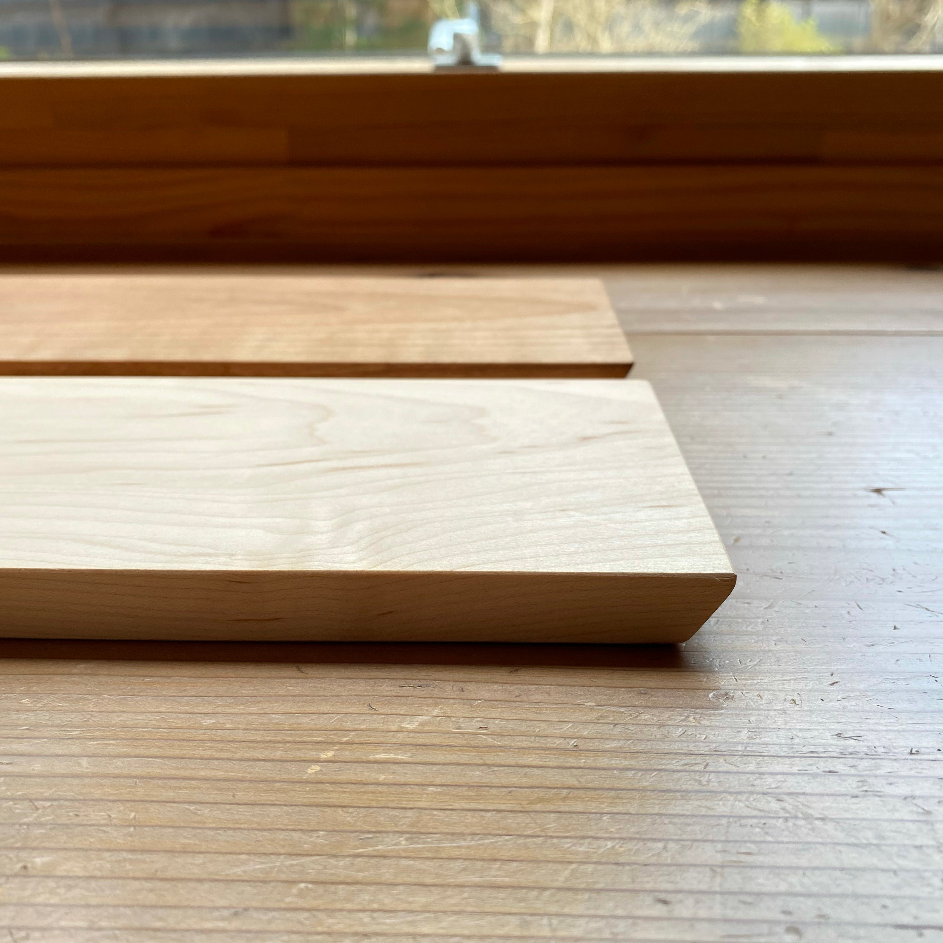 カッティングボード