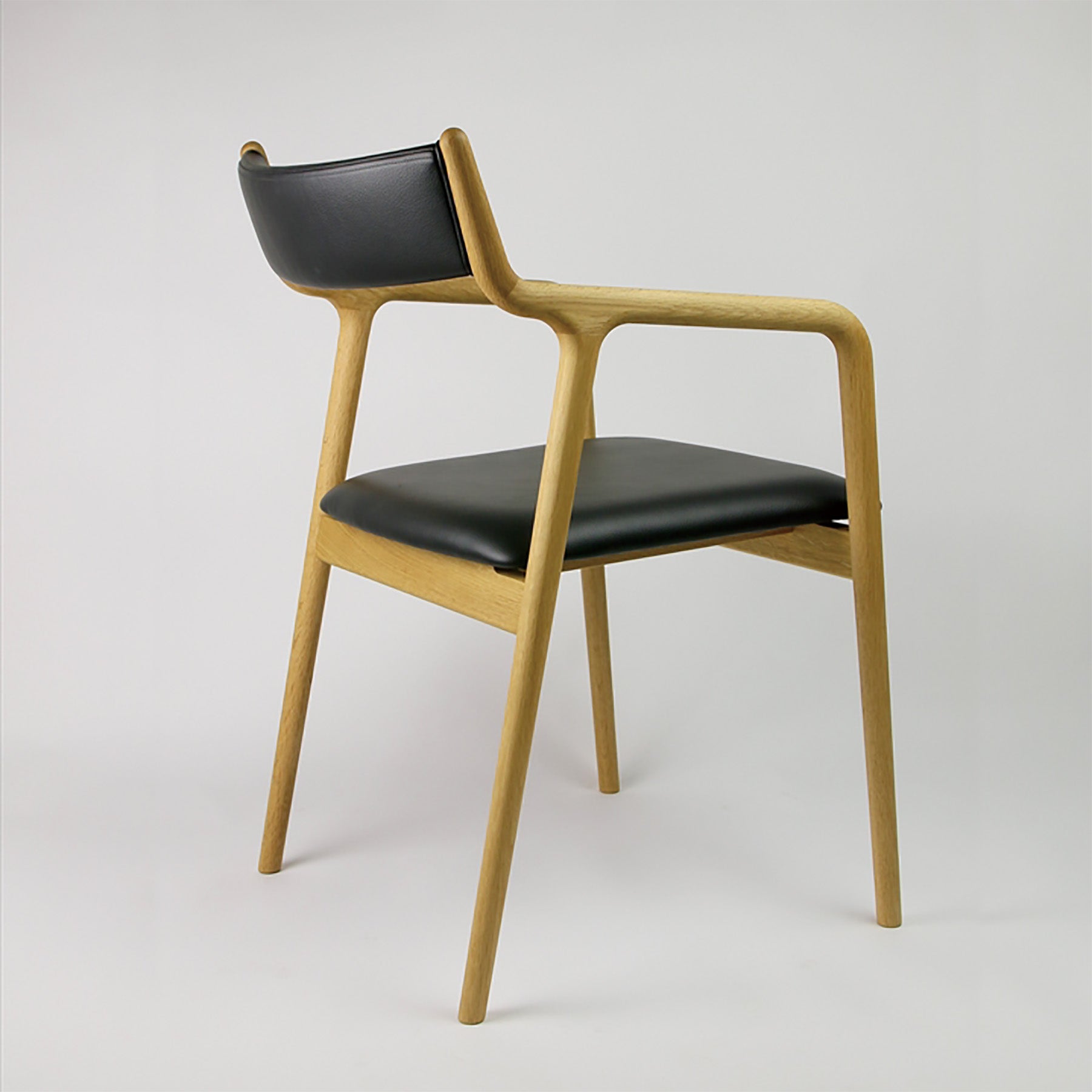 pepe arm (背座・布張り)