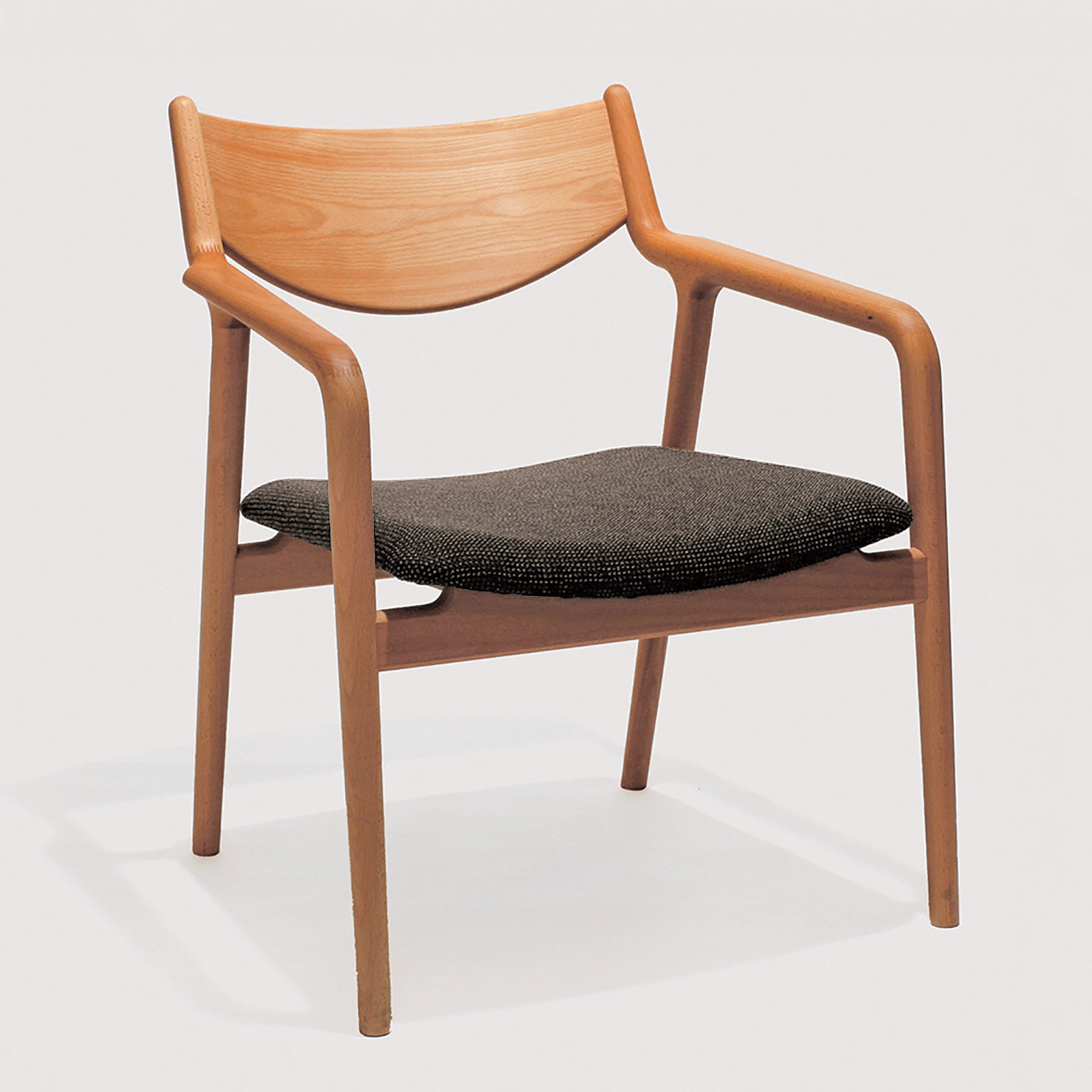 pepe lounge(背無垢・布張り)