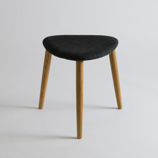 hozuki stool（革張り）