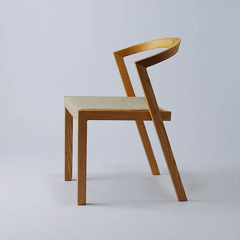 U chair（革張り）